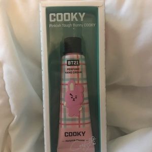 BT21 Cooky Hand Cream